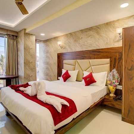 Hotel Samaira Residency,Dombivali Dive Bagian luar foto