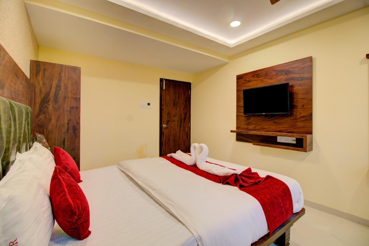 Hotel Samaira Residency,Dombivali Dive Bagian luar foto
