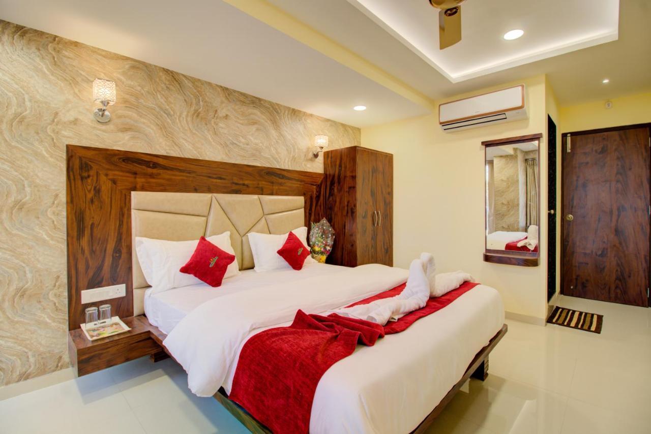 Hotel Samaira Residency,Dombivali Dive Bagian luar foto
