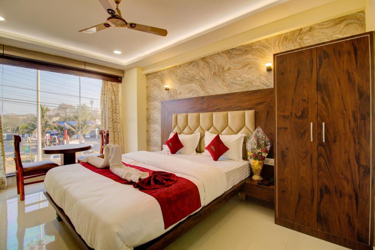 Hotel Samaira Residency,Dombivali Dive Bagian luar foto