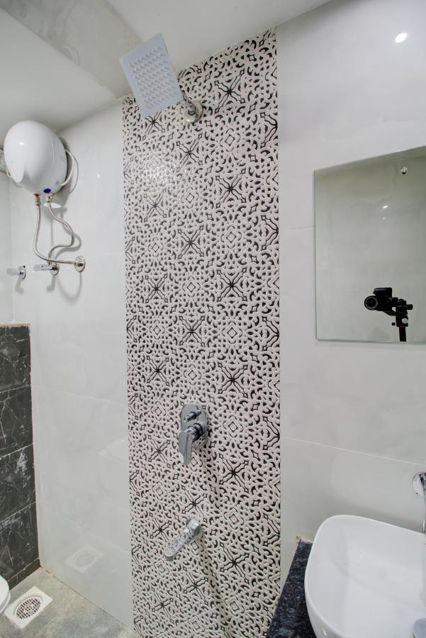 Hotel Samaira Residency,Dombivali Dive Bagian luar foto